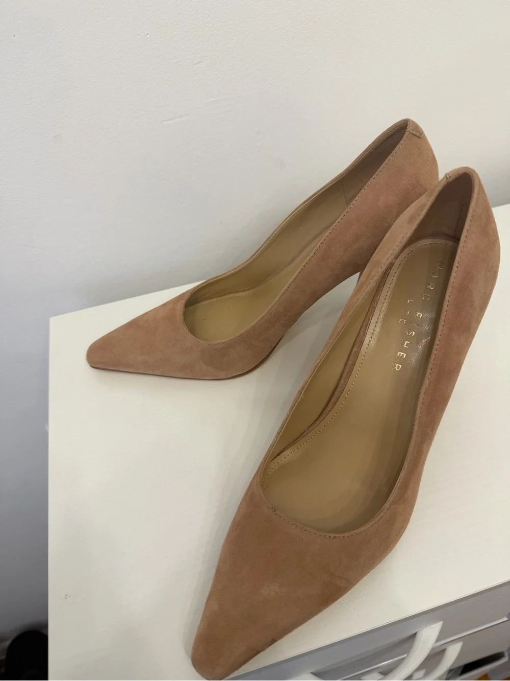 Marc Fisher Seude Nude Women's 3.75”Block Heel Pumps